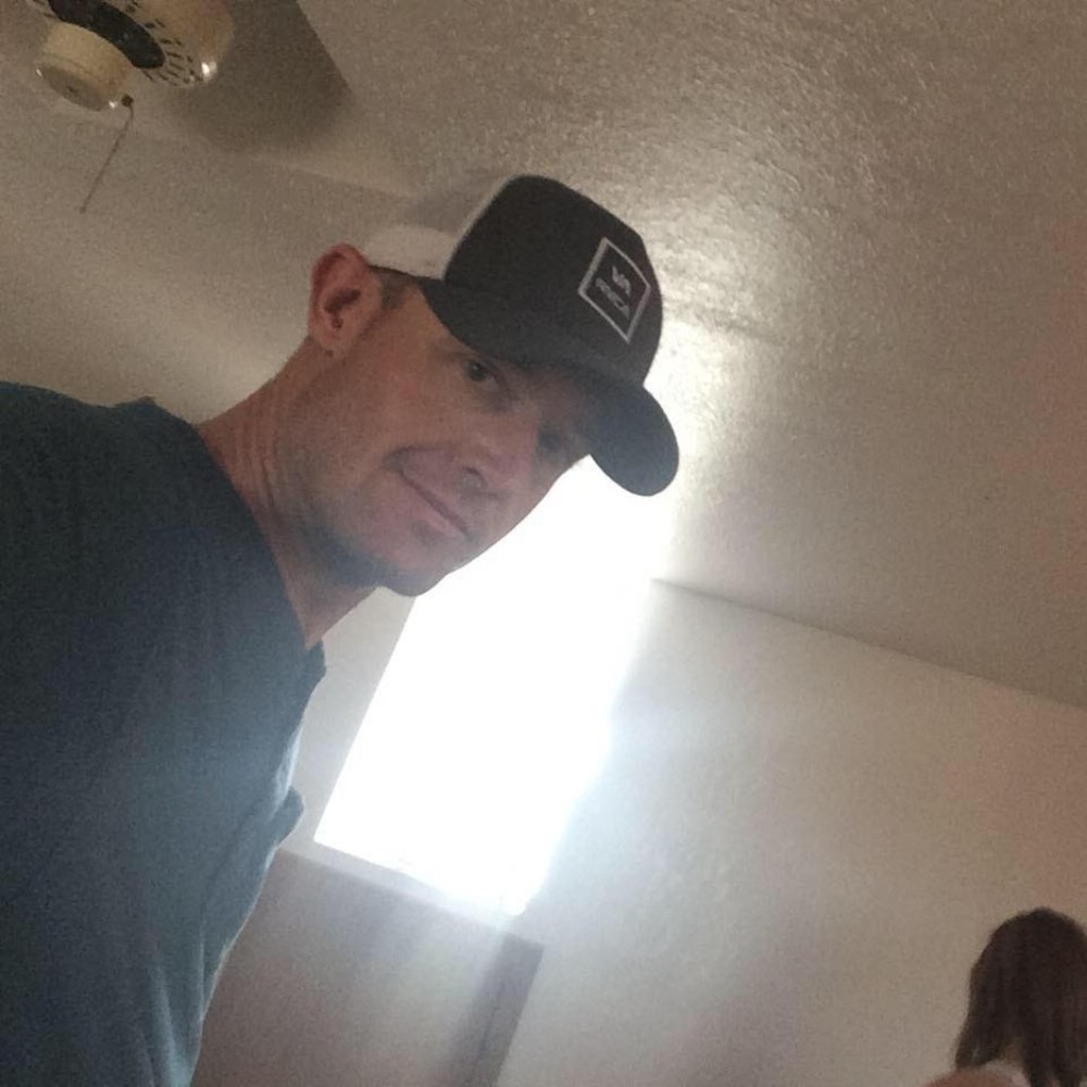 Meet your Posher, Cameron